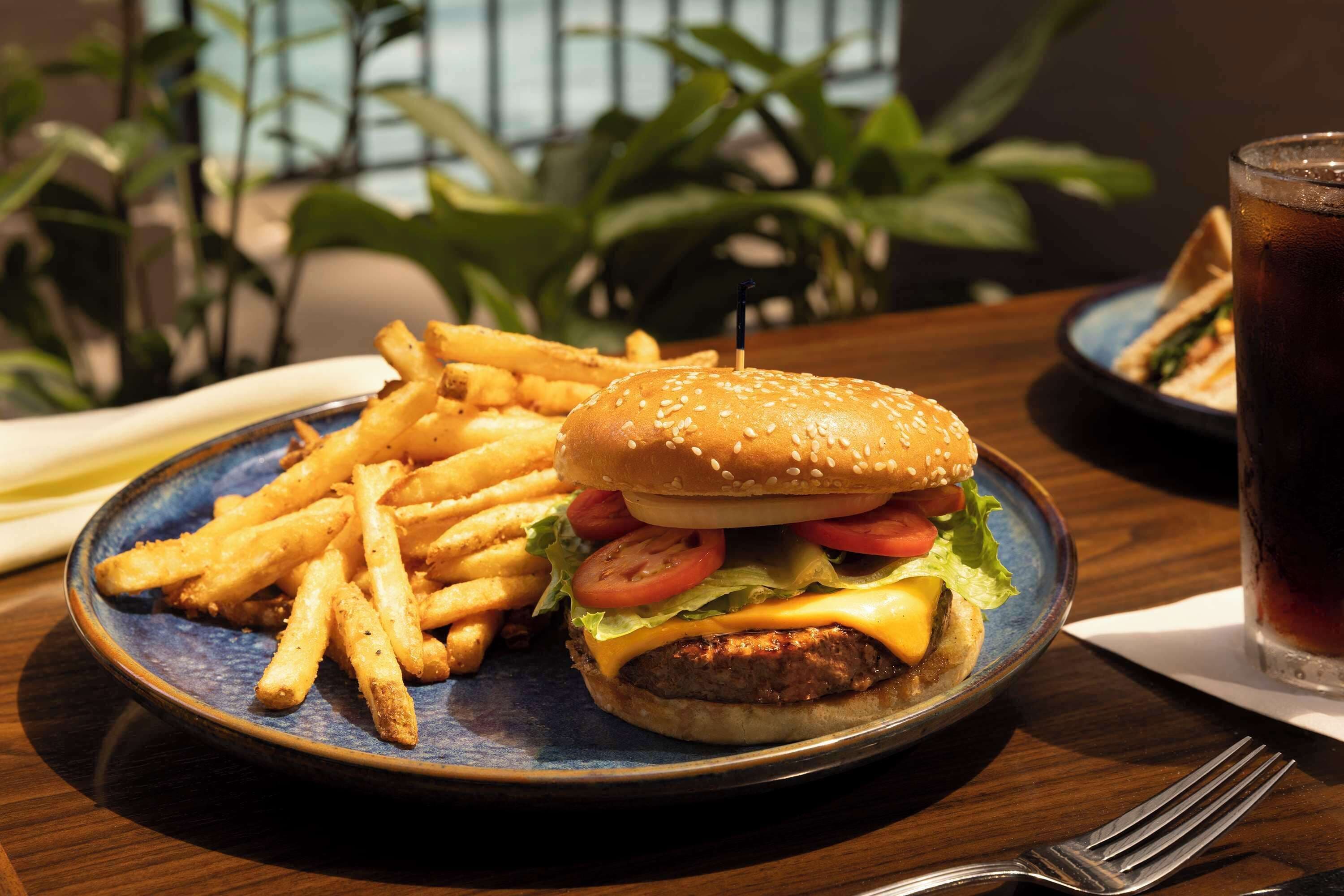 Foto - Embassy Suites by Hilton Anaheim North