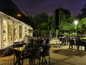 Bar (on property) - Novotel Maastricht (Maastricht)