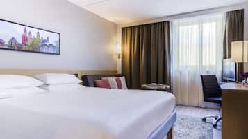 Minibar, caja fuerte, escritorio y espacio para trabajar con un portátil