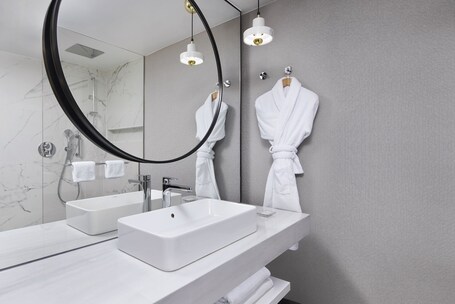Grand Hyatt Athens - Image 31