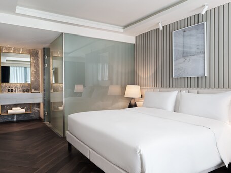 Grand Hyatt Athens - Image 22
