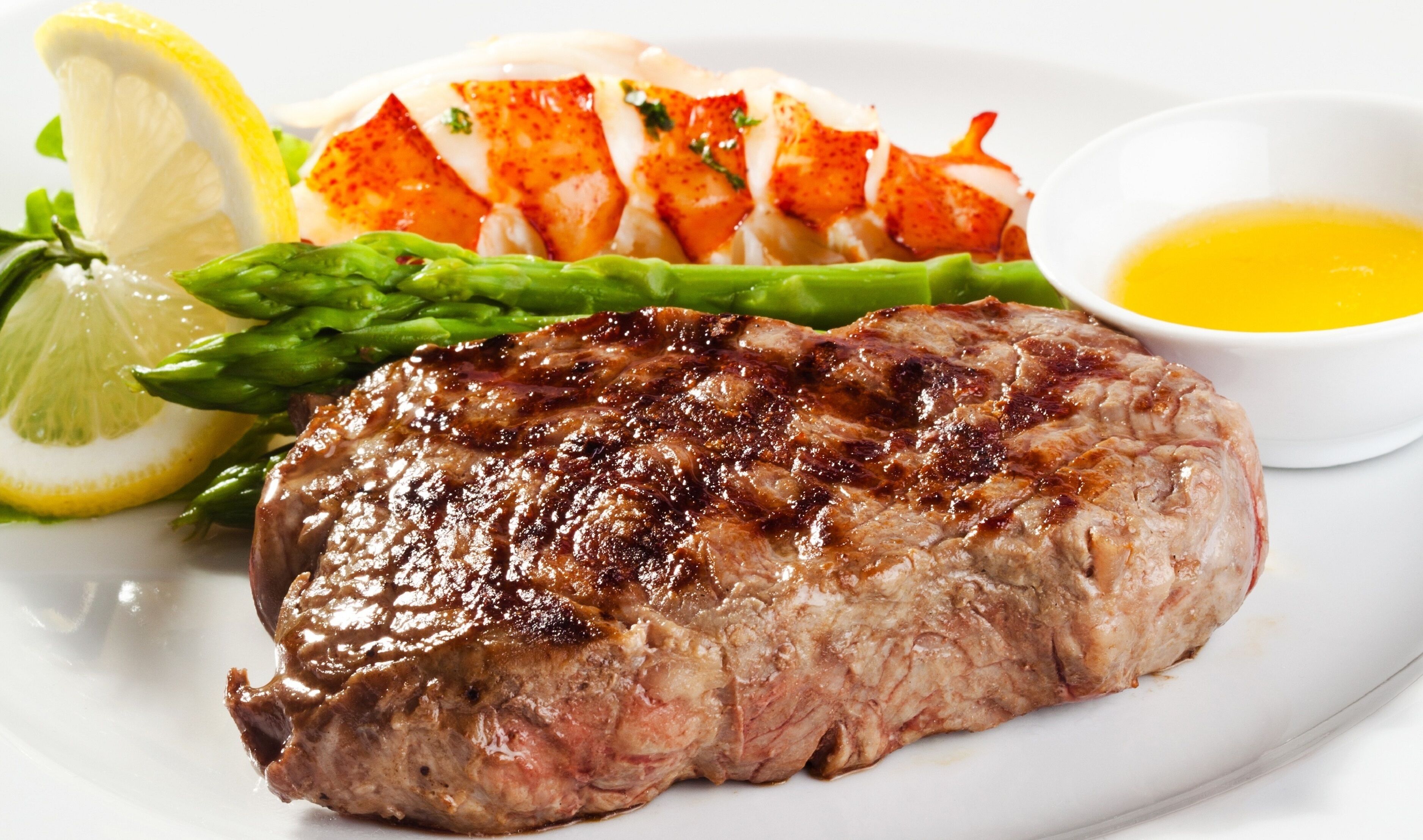 Breakfast and dinner served, American cuisine