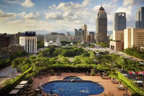 Outdoor pool, free cabanas