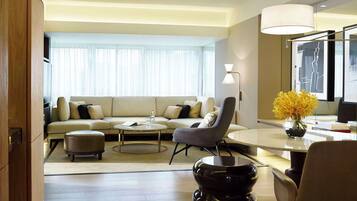 In-room safe, desk, laptop workspace, blackout curtains