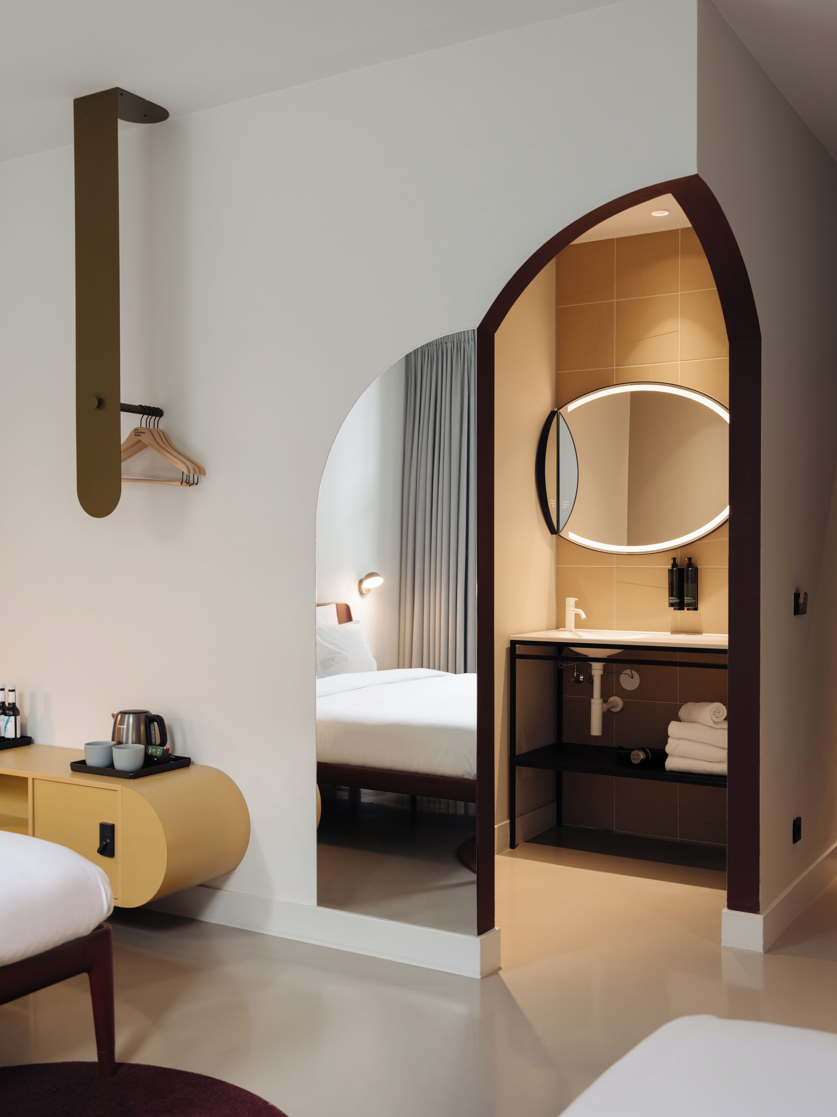 트리플룸 | 고급 침구, 객실 내 금고, 책상, 암막 커튼