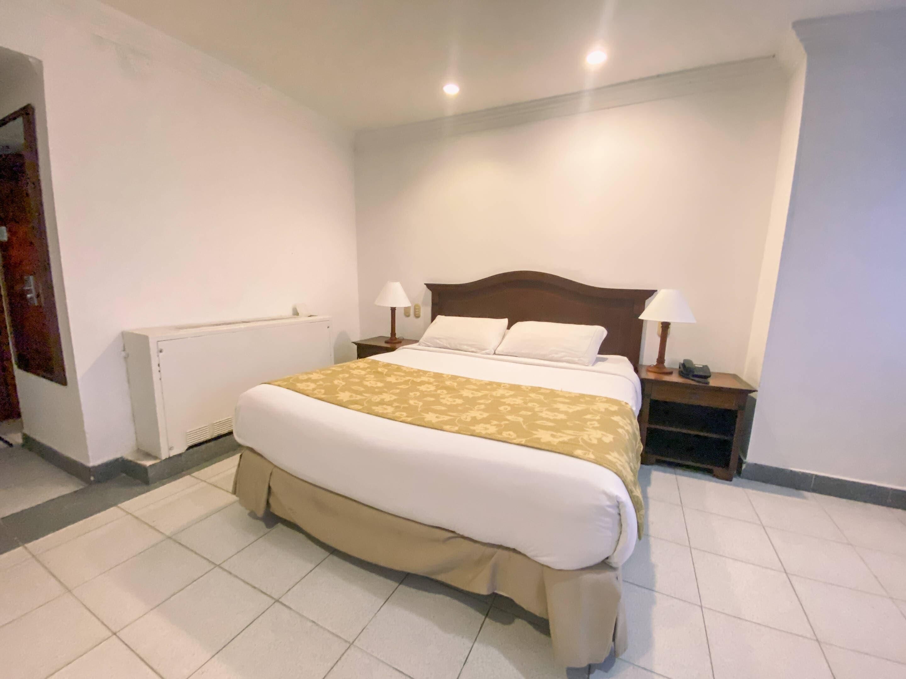 Room, 1 Queen Bed, Non Smoking