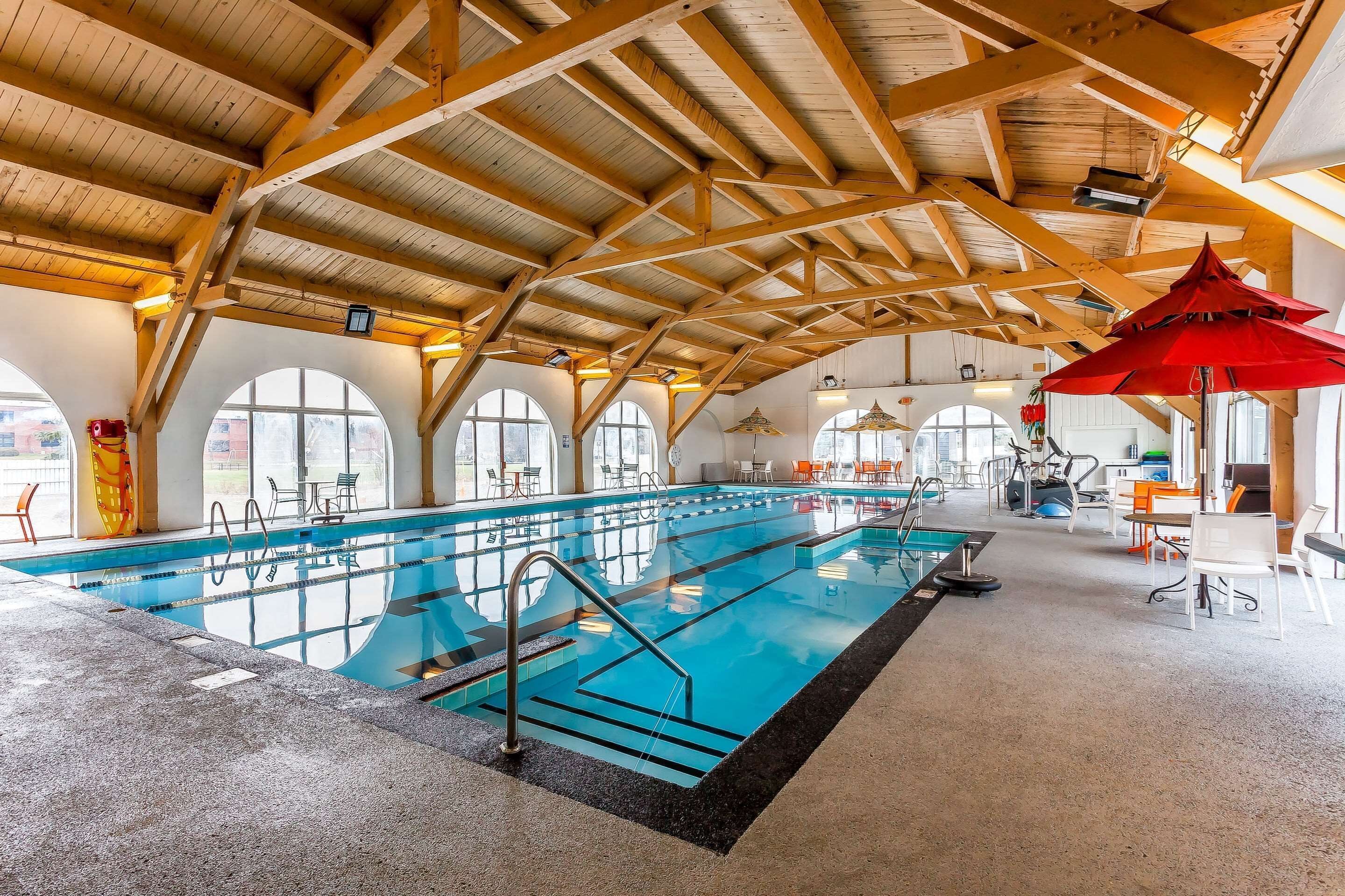 indoor pool, open 6:00 am to 9:00 pm, pool loungers