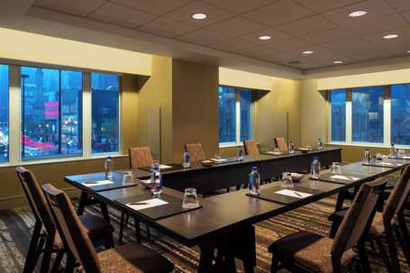 The Westin Michigan Avenue Chicago - Image 37