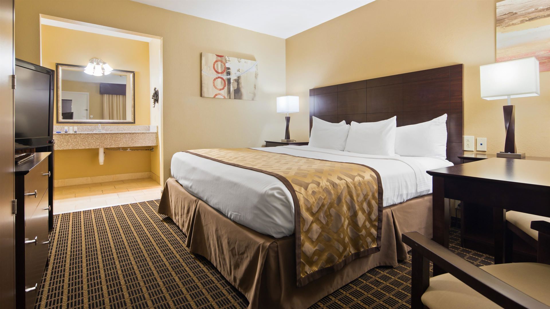 Blackout drapes, iron/ironing board, free WiFi, bed sheets