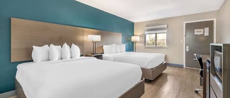 Cortinas blackout, tabla de planchar con plancha y wifi gratis
