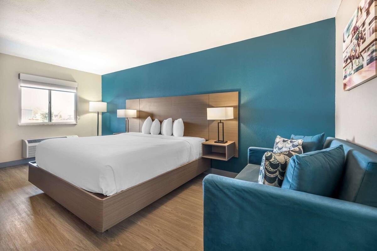 Blackout drapes, iron/ironing board, WiFi (free), bed sheets