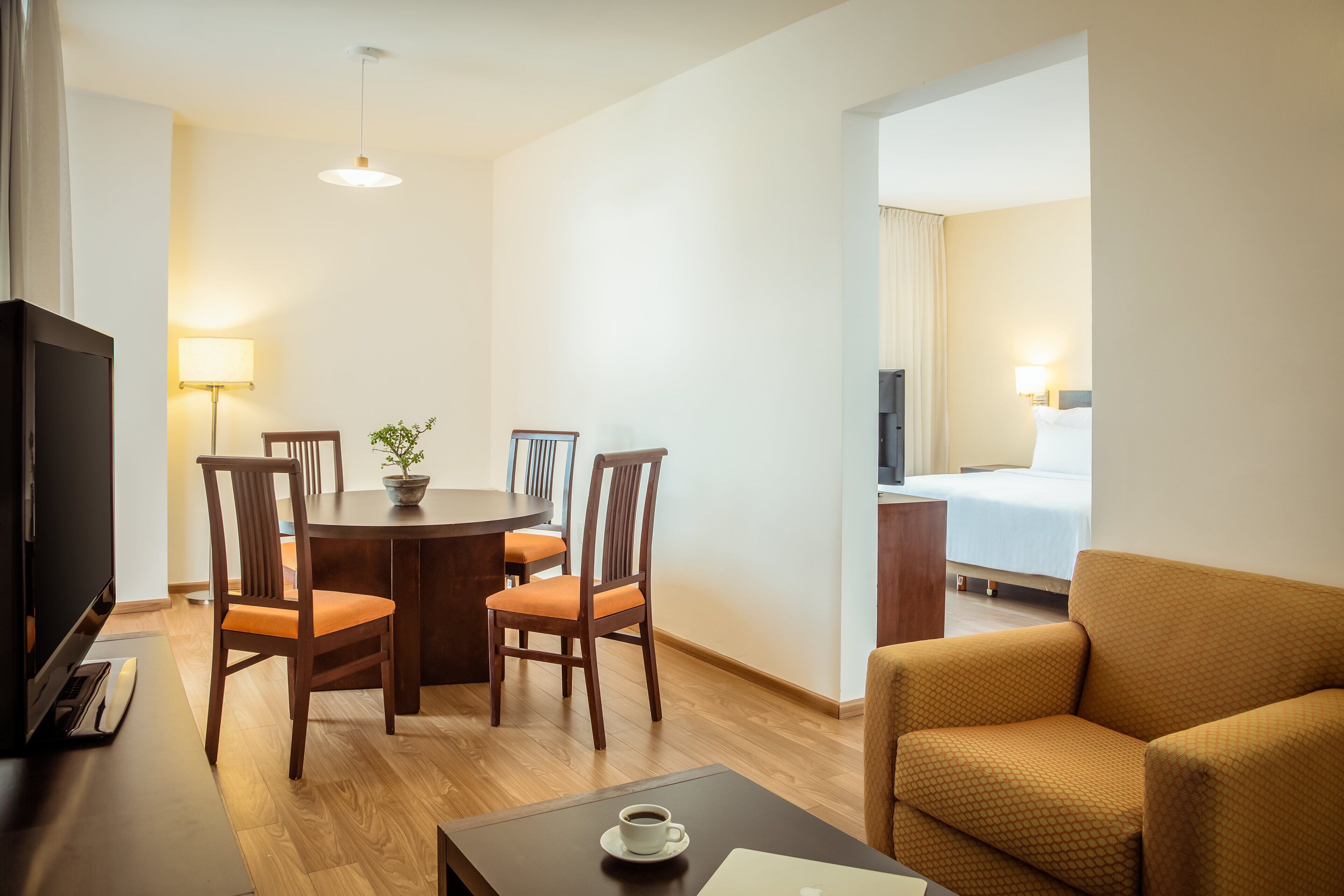 in-room safe, desk, soundproofing, free wifi