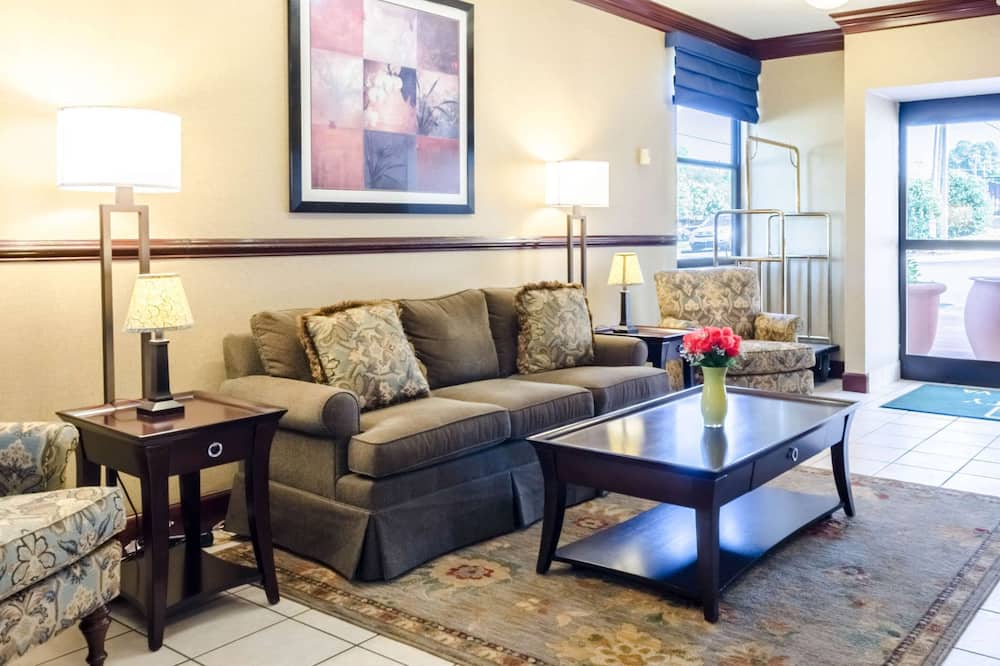 Quality Inn Lynchburg near University