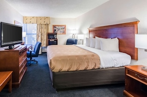 Chambre Standard, 1 très grand lit, non-fumeur | Bureau, rideaux d’obscurcissement, fer et planche à repasser