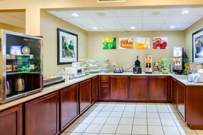 Free daily buffet breakfast