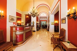 Reception - Hotel Regina (Vienna)
