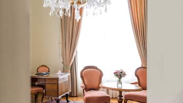 Deluxe Room, 1 Double Bed | Living area | Flat-screen TV