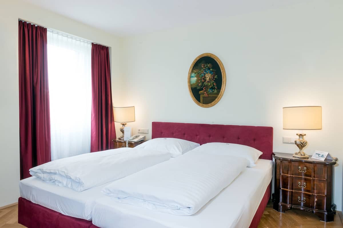 Literie de qualité supérieure, minibar, coffres-forts dans les chambres
