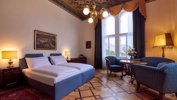 Deluxe Room, 1 Double Bed | Premium bedding, minibar, in-room safe, individually decorated