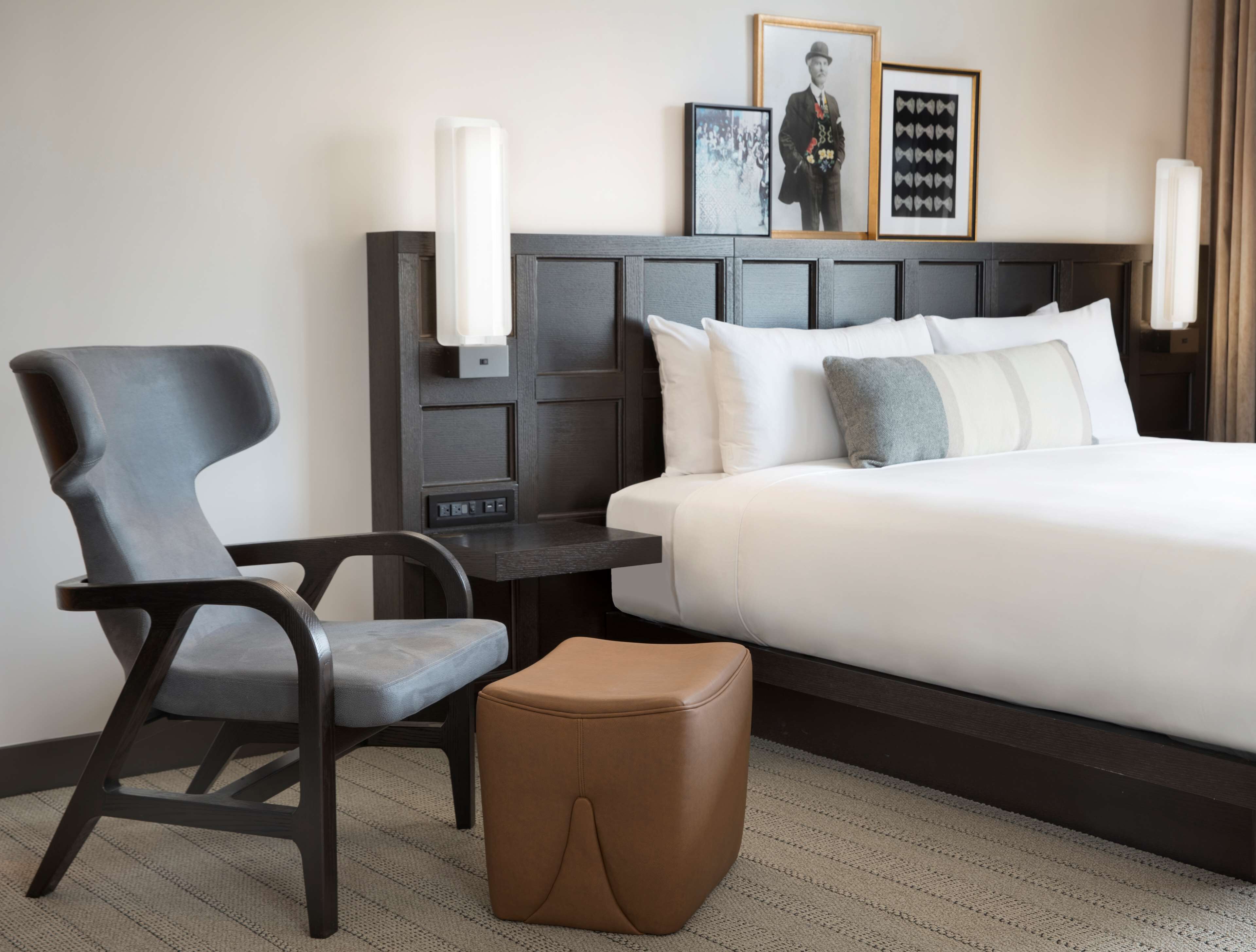 Egyptian cotton sheets, premium bedding, minibar, in-room safe