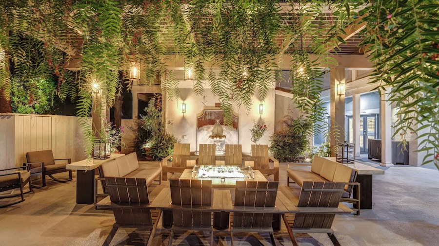Sonoma Valley Inn, Tapestry Collection by Hilton