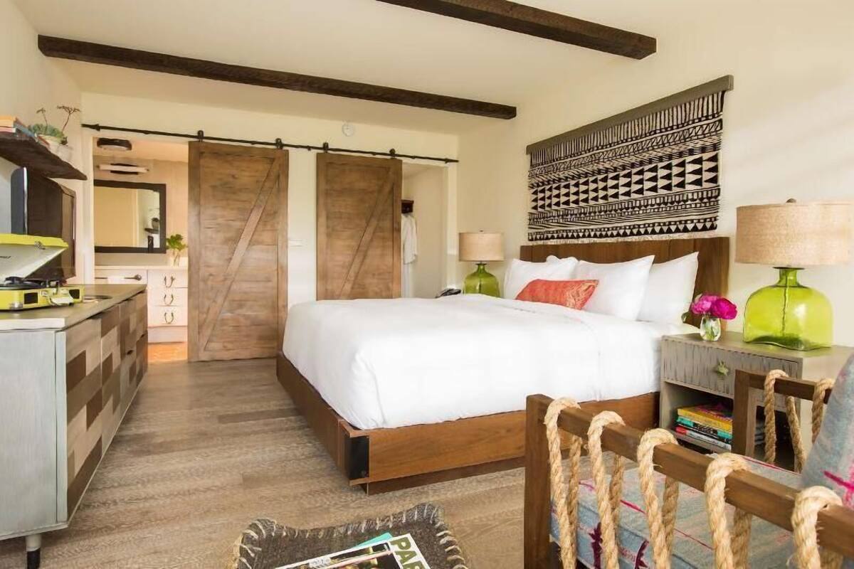 1 chambre, literie de qualité, coffre-fort, bureau