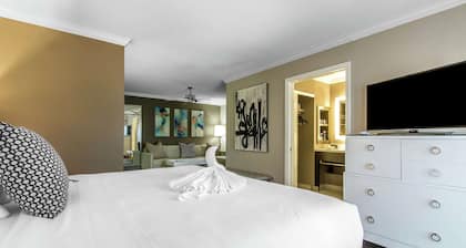 The Burgundy Hotel, Tapestry Collection by Hilton