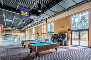Interior - Quality Inn University (Lansing)
