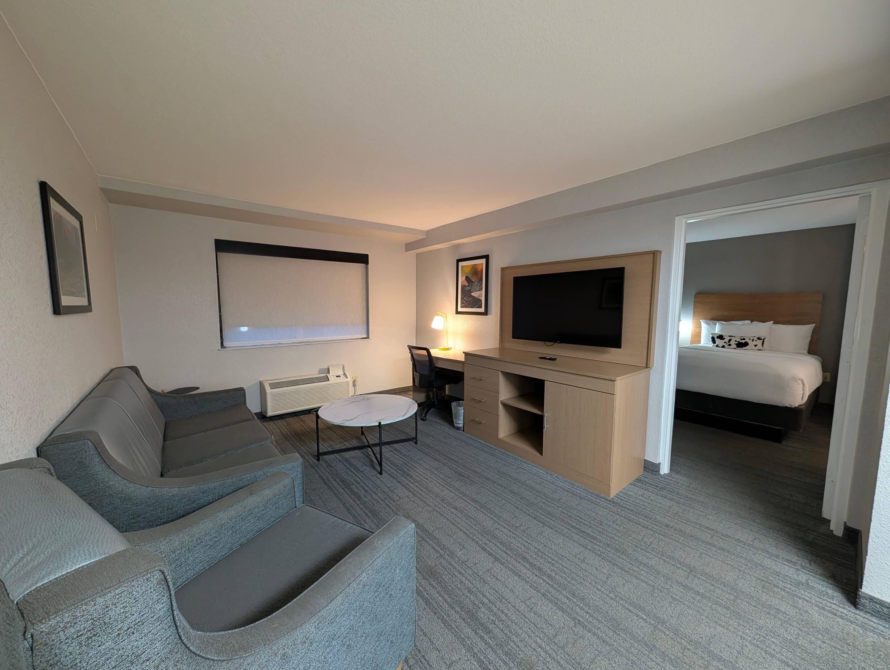 Suite, Multiple Beds, Non Smoking