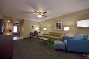 客房内保险箱、办公桌、熨斗/熨衣板、WiFi