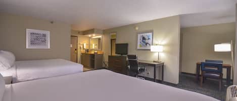 Standard Room, Multiple Beds, Microwave | In-room safe, desk, iron/ironing board, WiFi