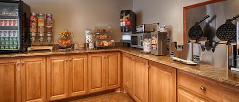 Free daily continental breakfast