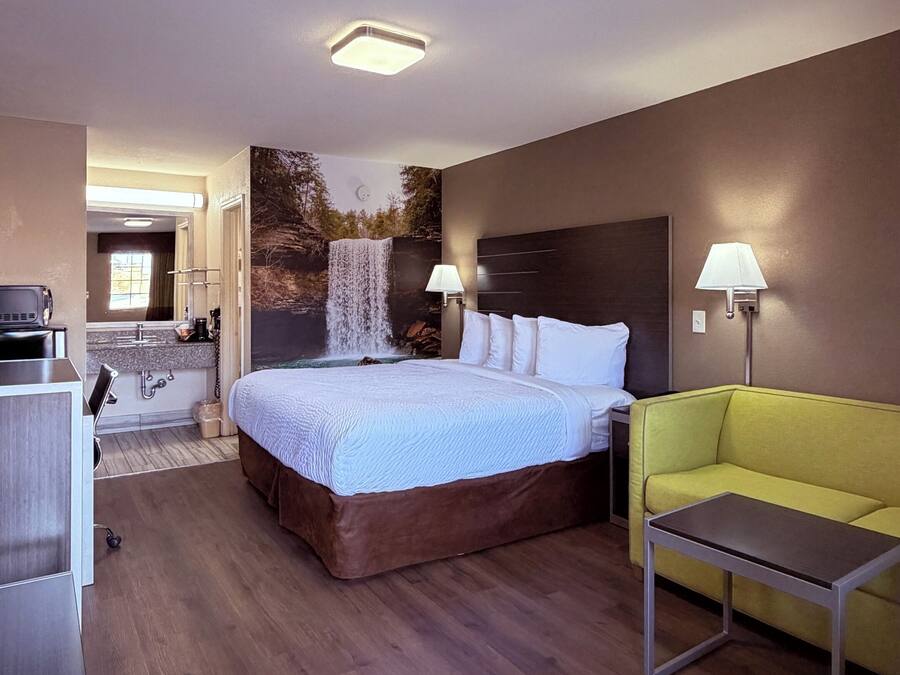 Desk, iron/ironing board, cribs/infant beds, free WiFi