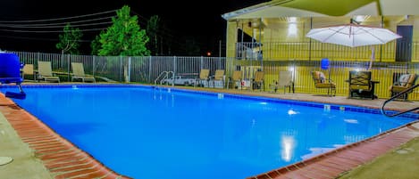 Seasonal outdoor pool