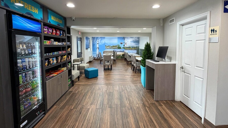 Clarion Pointe Athens I-65