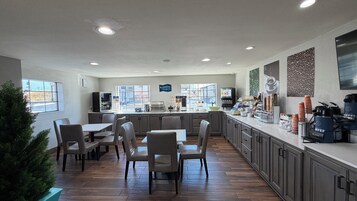 Free daily on-the-go breakfast