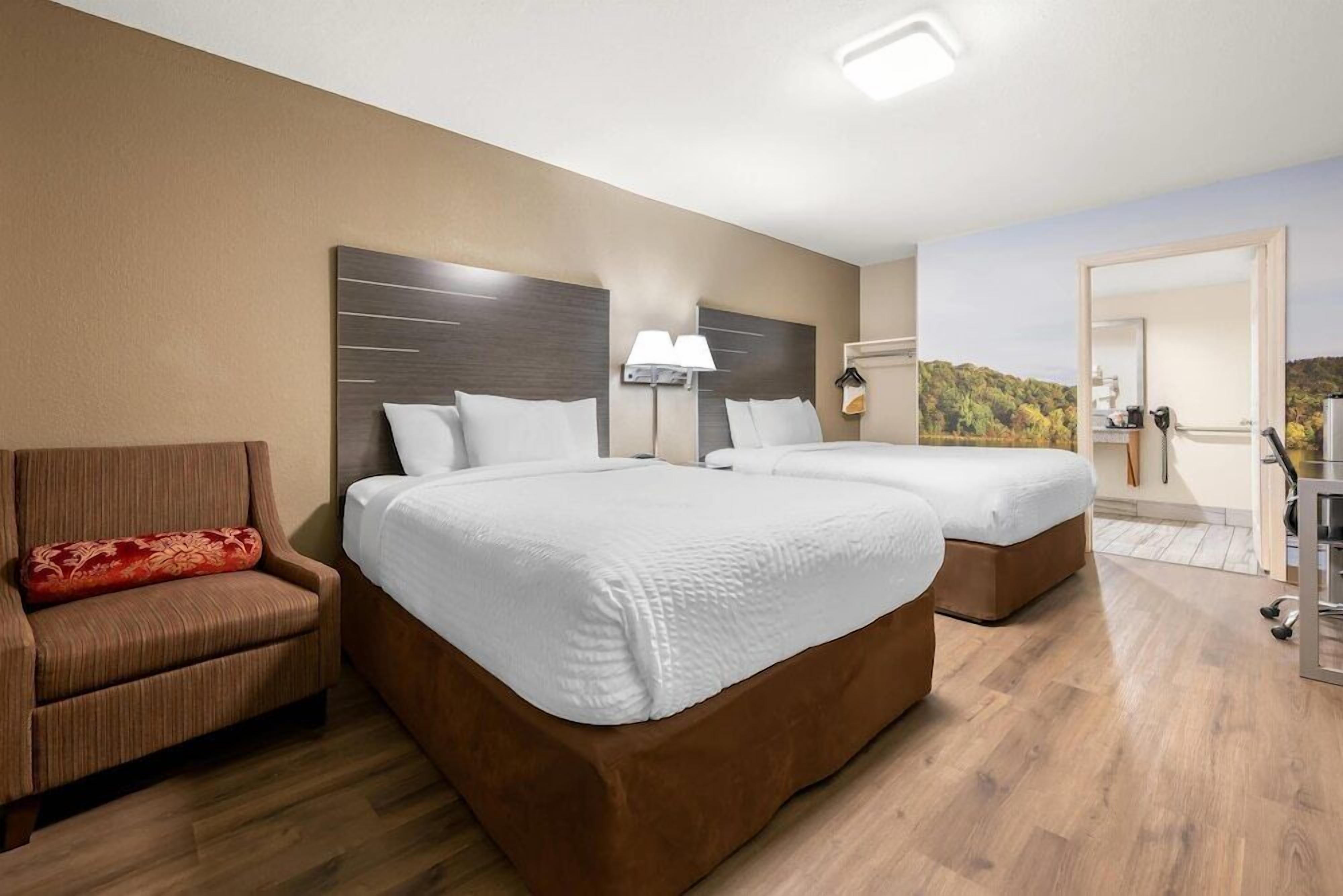 Desk, iron/ironing board, cots/infant beds, free WiFi