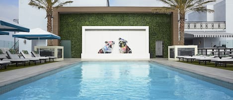 Außenpool, geöffnet von 07:00 Uhr bis 22:00 Uhr, Cabañas (gegen Gebühr)