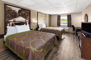 Premium bedding, desk, iron/ironing board, free WiFi