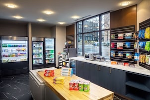 Snack bar
