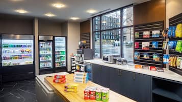 Snack bar