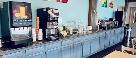 Petit déjeuner continental compris tous les jours