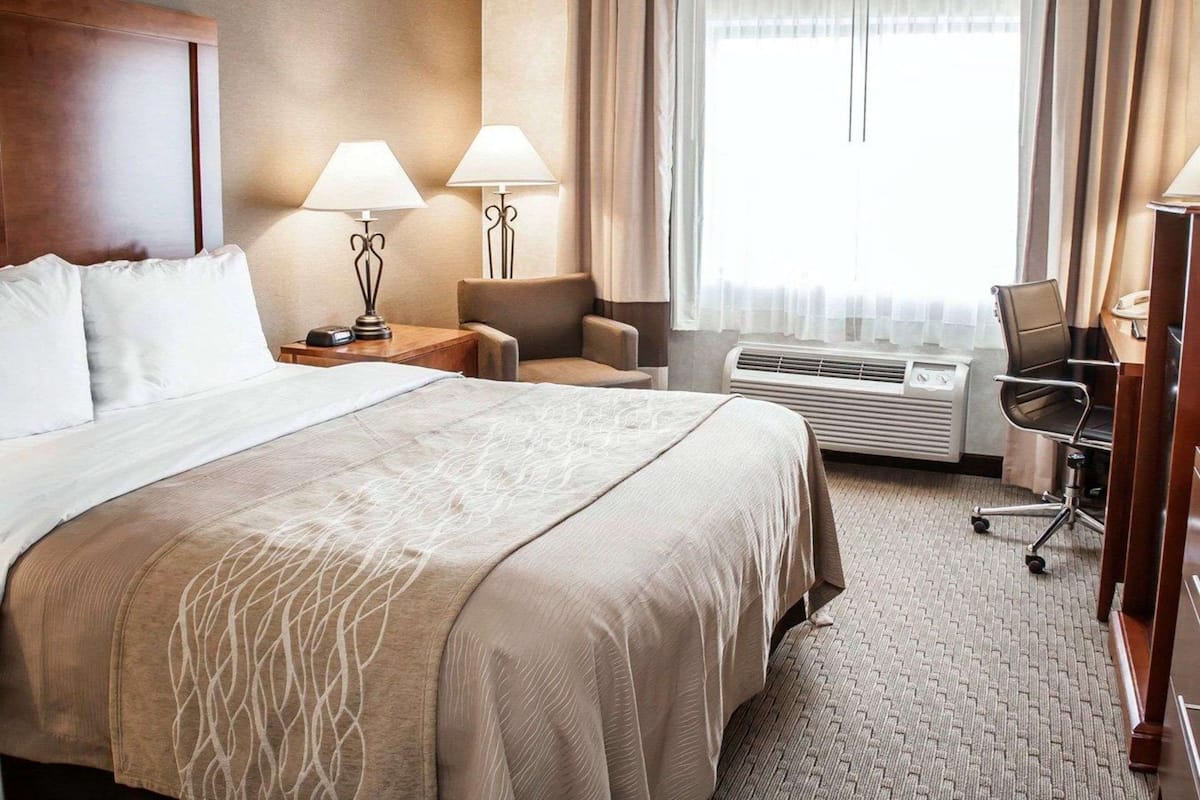Ropa de cama de alta calidad, cubrecamas y colchones con pillow-top