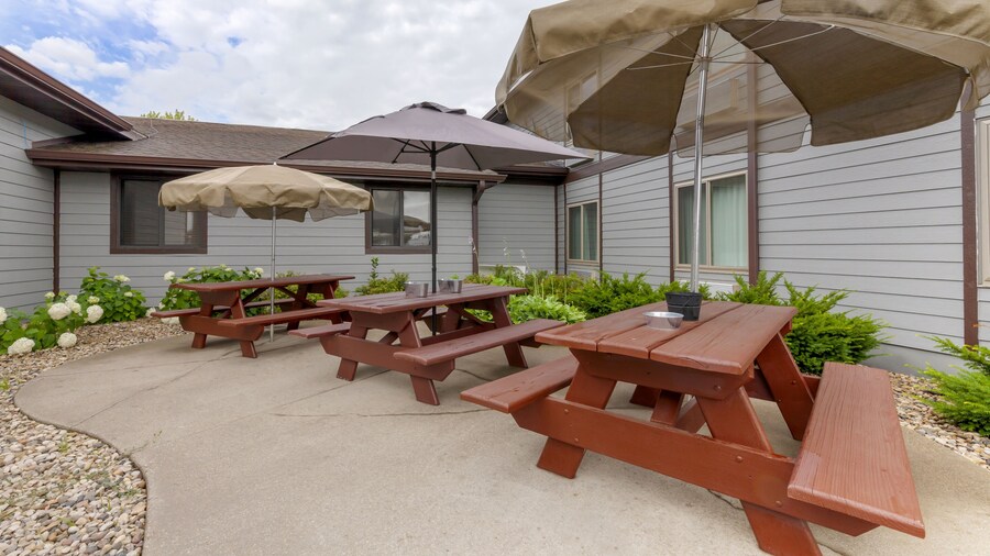 Clarion Pointe Tomah