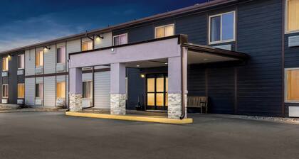 Red Roof Inn & Suites Tomah