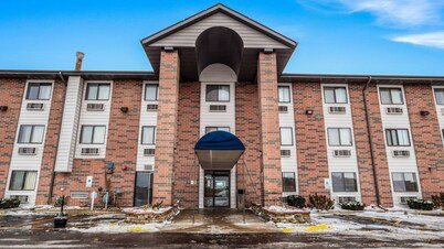 Motel 6 Elk Grove Village, IL