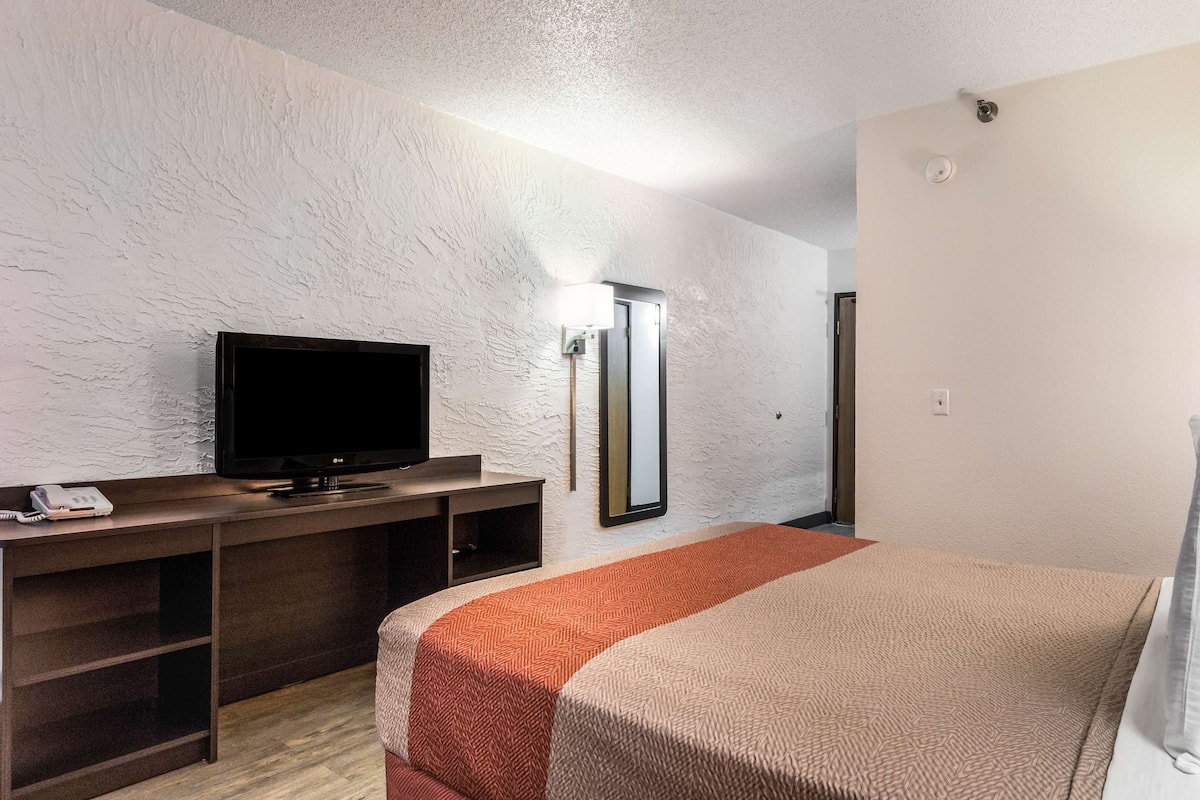 Minibar, tende oscuranti, Wi-Fi gratuito, lenzuola