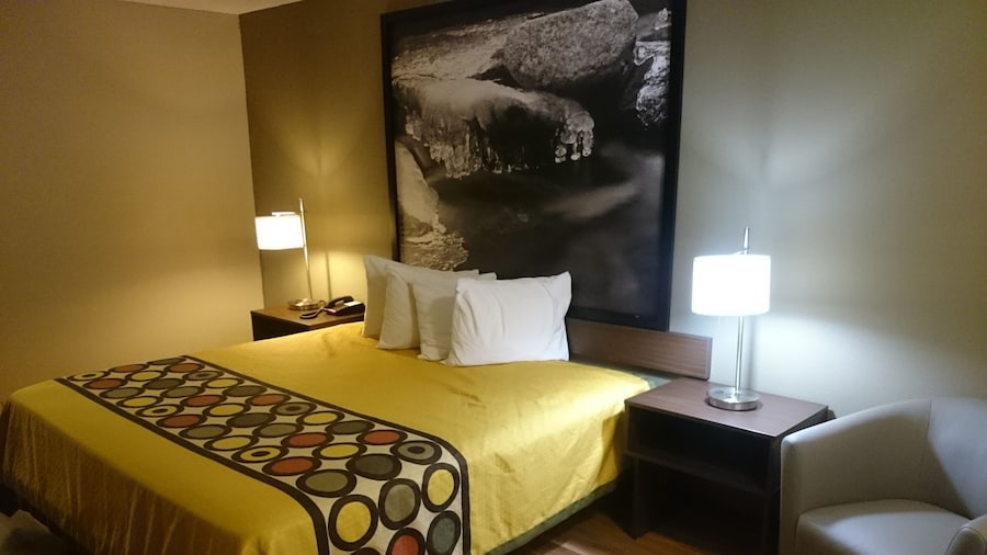 ASHEVILLE AIRPORT INN