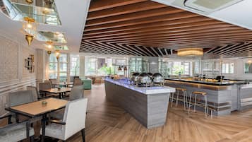 The Level, Suite | Salón ejecutivo