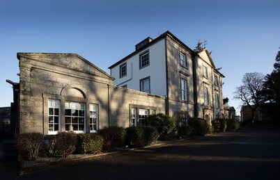 Strathaven Hotel